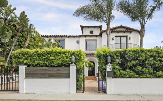 1042 Berkeley Dr