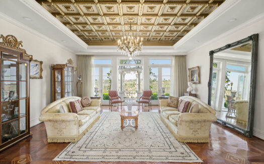 12415 Promontory Road, Brentwood