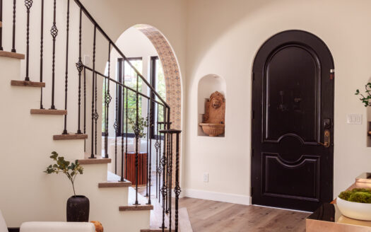 1042 Berkeley Dr, Marina Del Rey, CA 90292
